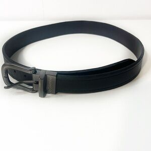 Columbia Men’s Reversible Belt Sz MD